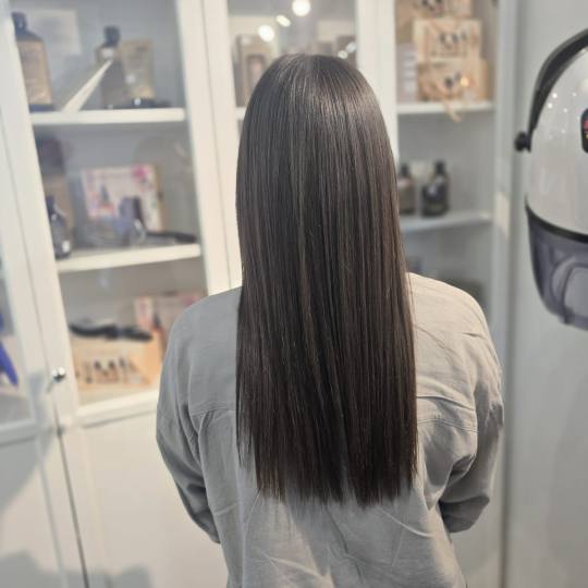 Glow Differently #zagreb Keratinski tretmani Keratinsko ravnanje kose - duga kosa