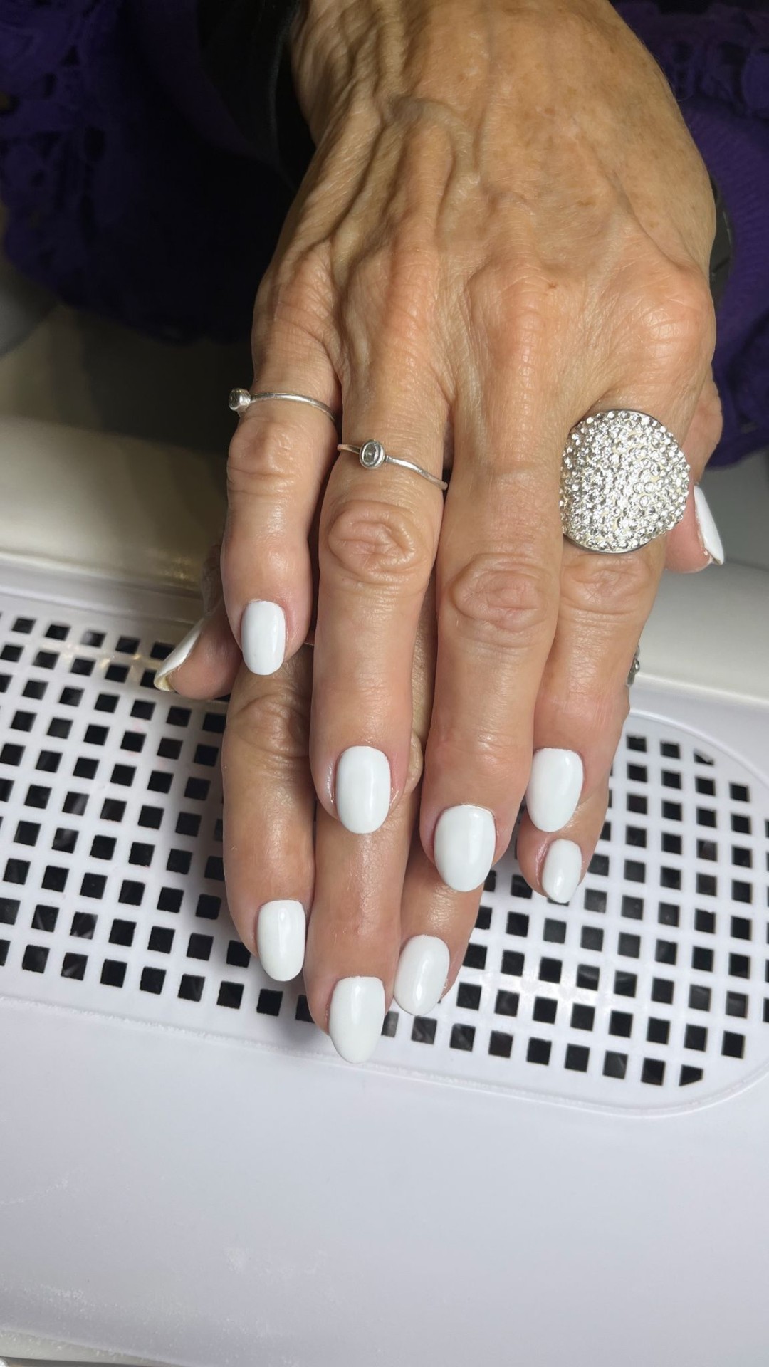 Ugradnja noktiju - S dužina - Glow Differently, Zagreb Nadogradnja noktiju Nokti Nadogradnja noktiju, Zagreb, Donji grad - Centar