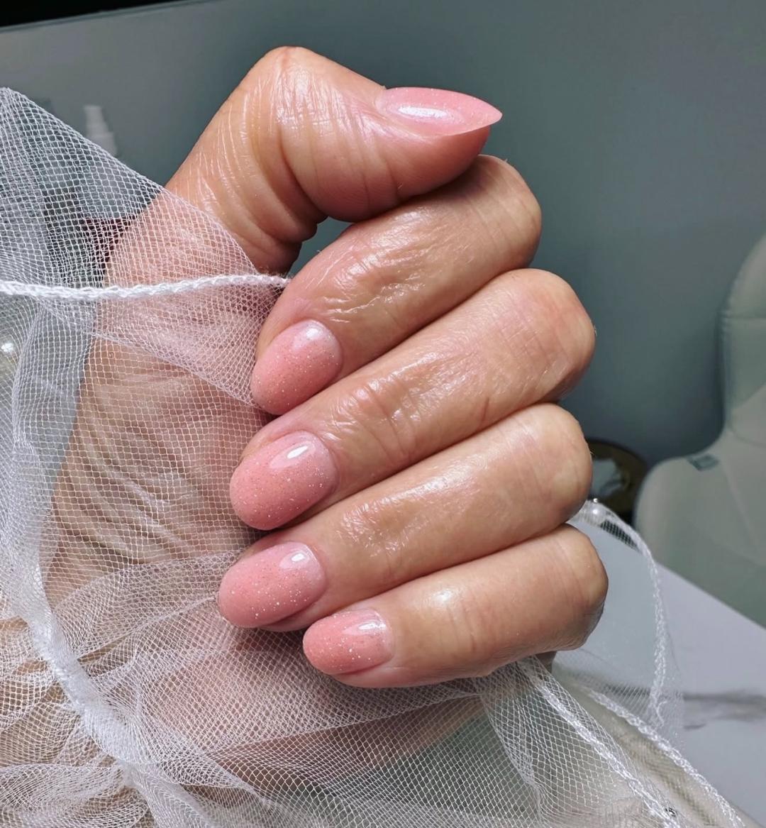 Antonela beauty studio #zagreb Manikura Manikura + gradivni trajni lak