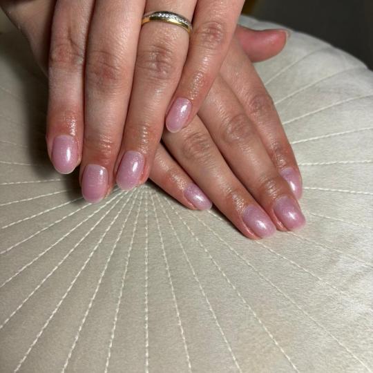 Glow Differently usluga