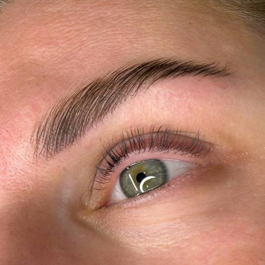 Vanja’s Beautique #zagreb Obrve Brow lift