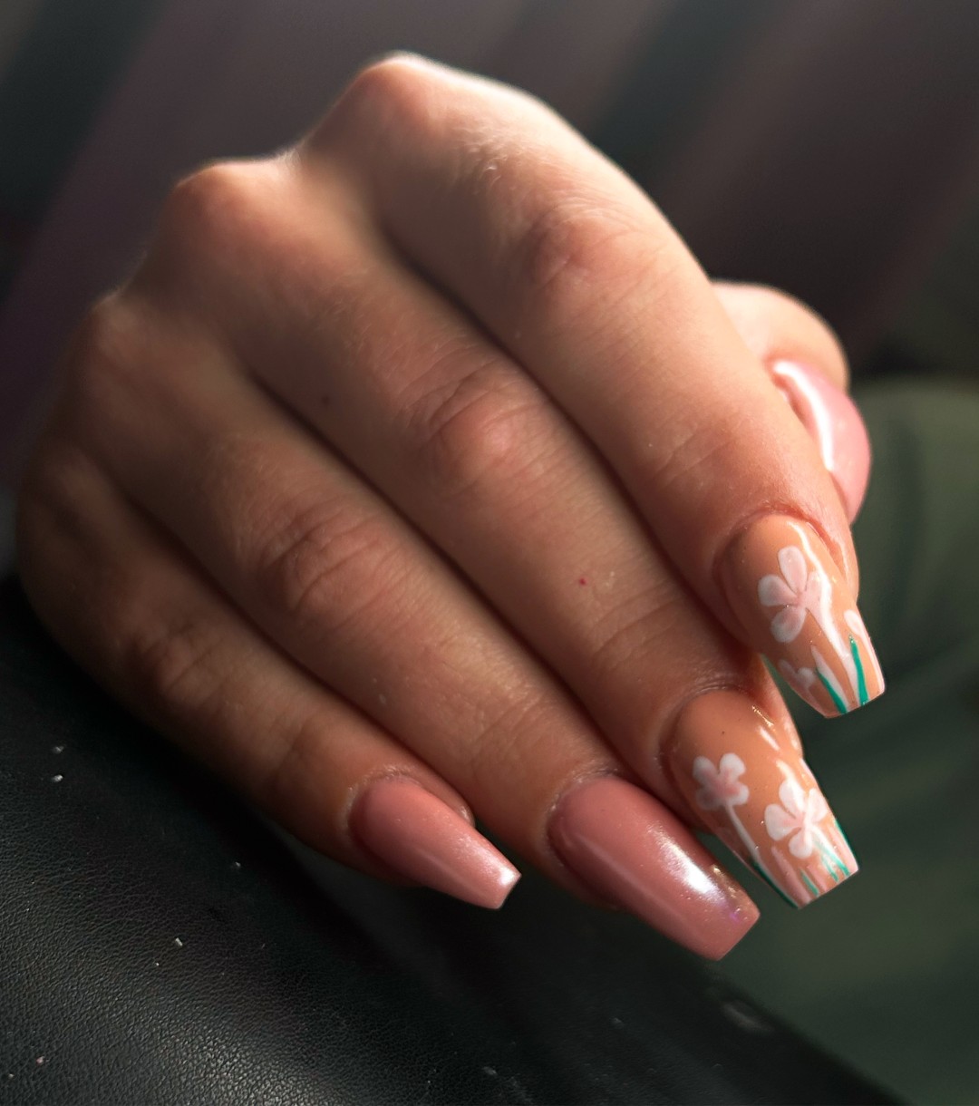 Femme Fatale #zagreb Korekcija noktiju Korekcija noktiju - M dužina