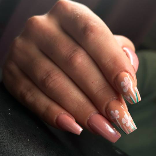 Femme Fatale #zagreb Korekcija noktiju Korekcija noktiju - M dužina