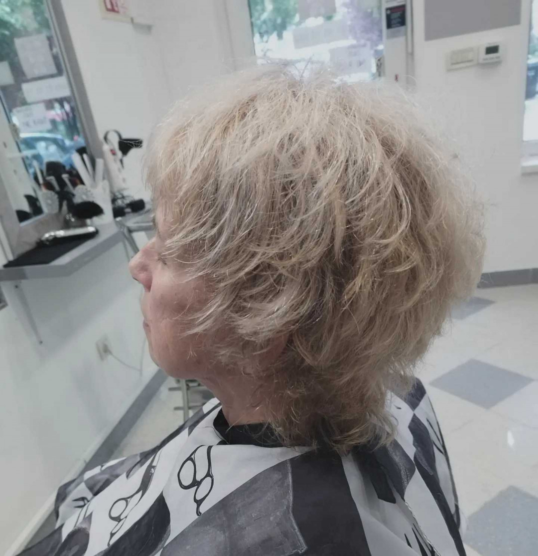 Silvija #zagreb Žensko šišanje Žensko šišanje-vrhovi (bez pranja) - kosa srednje dužine