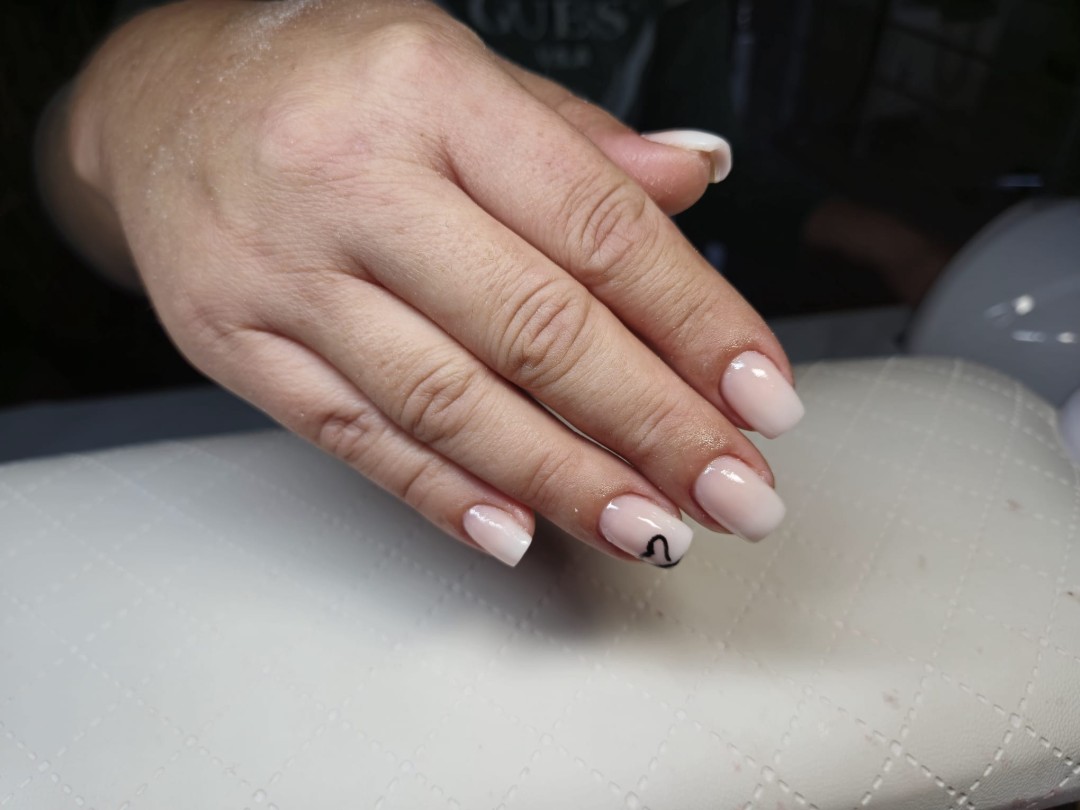 Beauty centar Marilyn #velika-gorica Izlivanje noktiju Babyboomer - M dužina