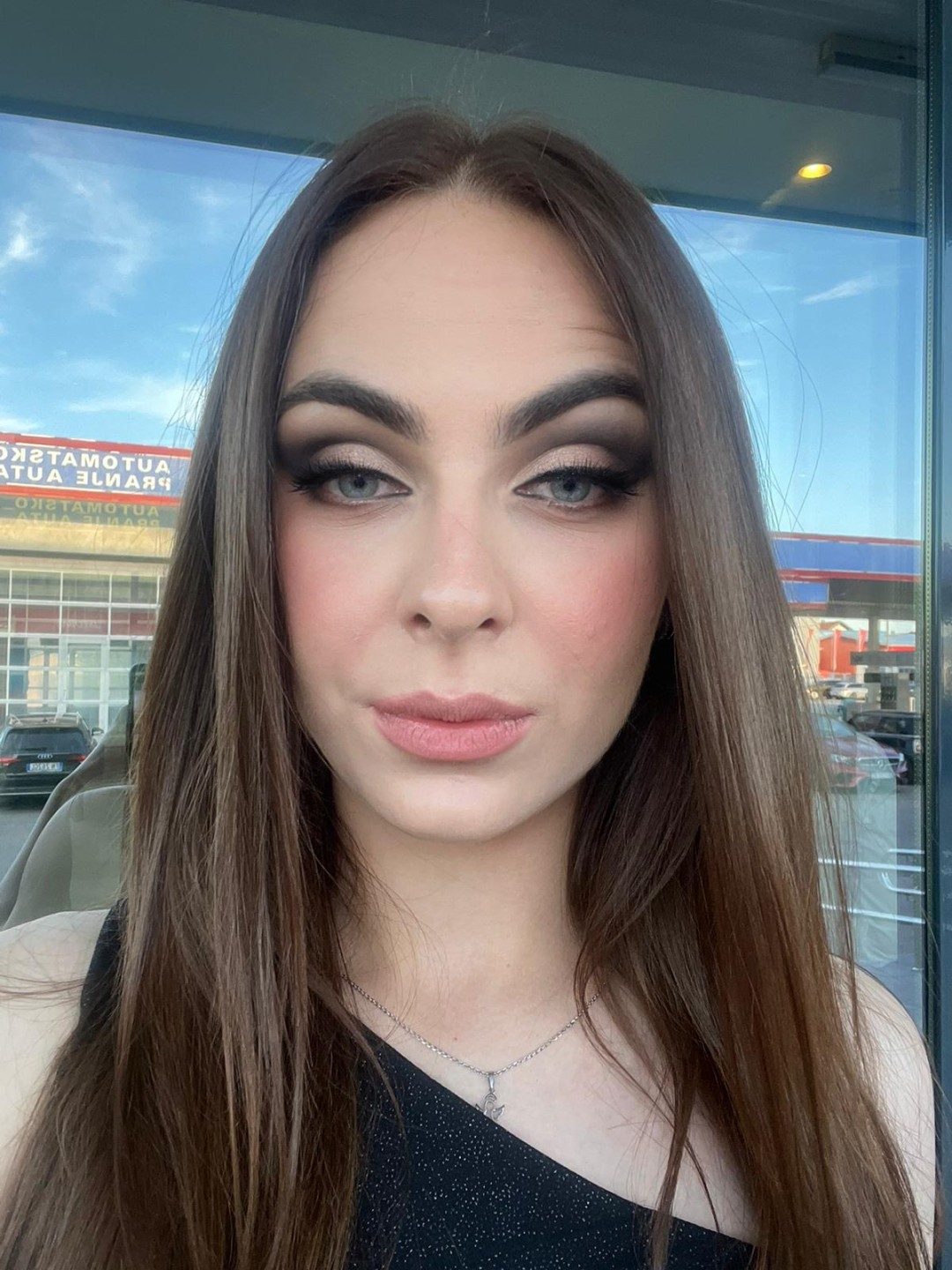 TLS #zagreb Make-up / šminkanje Profesionalno šminkanje + umjetne trepavice - za dame