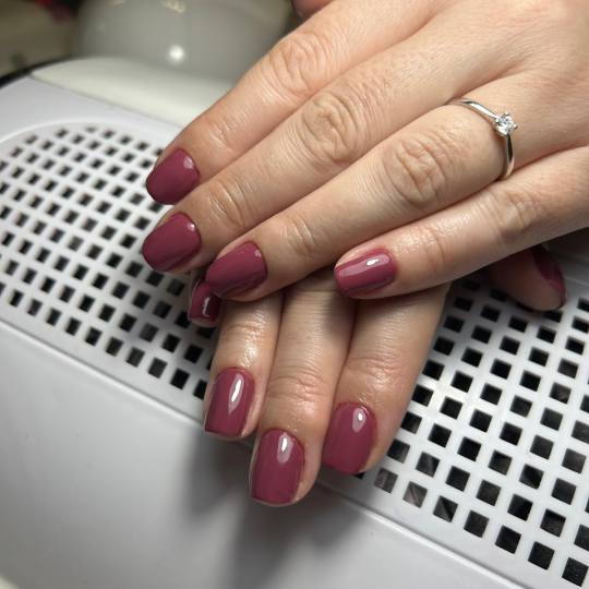 Glow Differently usluga