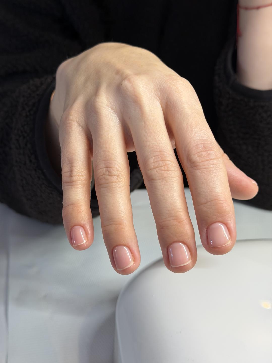 Manikult #zagreb Manikura Manikura + lakiranje noktiju