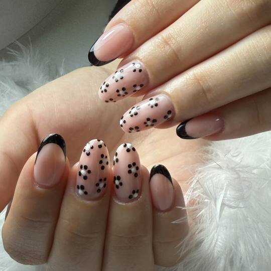 MM beauty #krk Ukrašavanje noktiju Nail art - dodatak uz uslugu