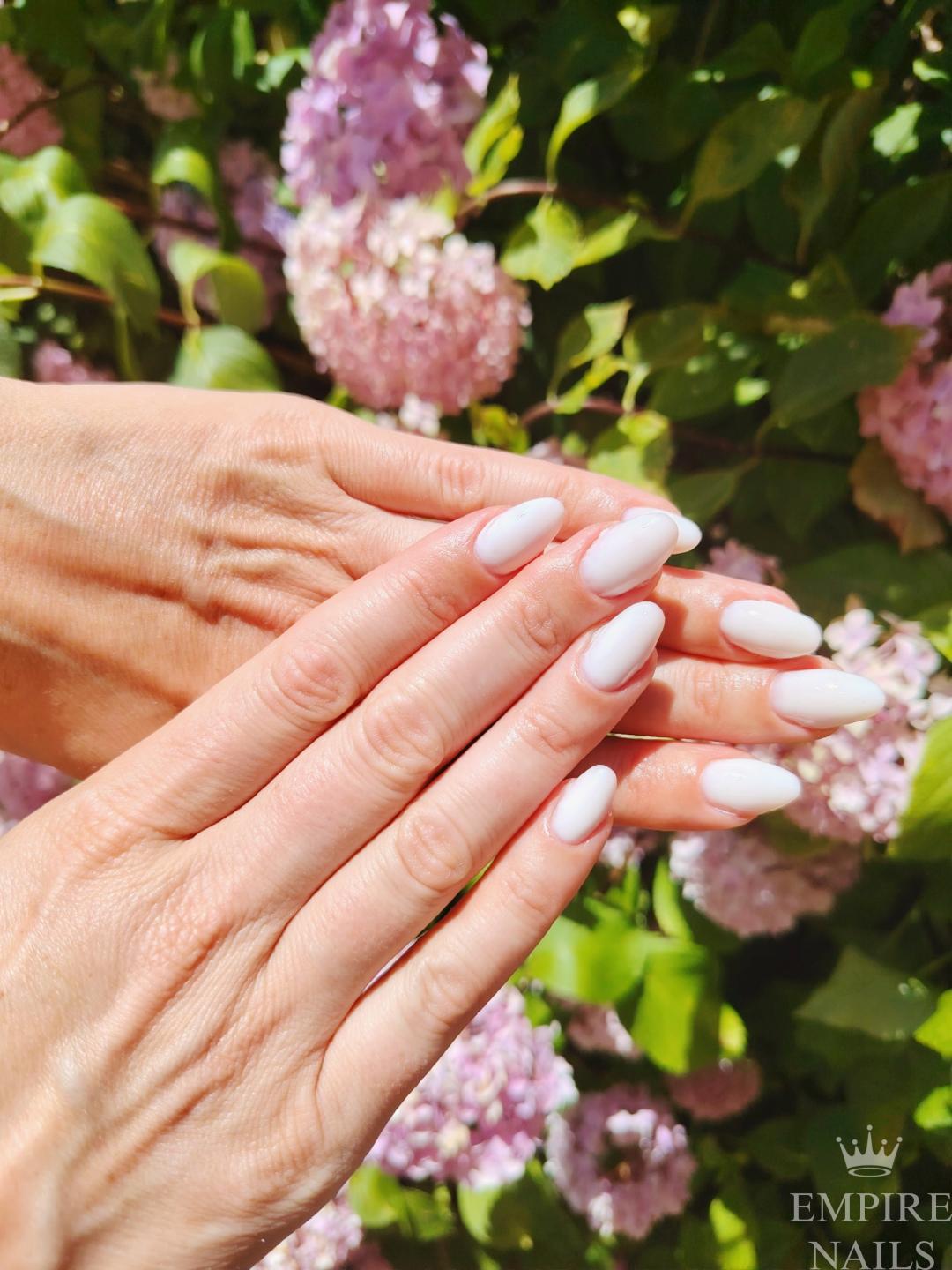 Empire Nails #zagreb Lakiranje noktiju Ojačani trajni lak - ruke