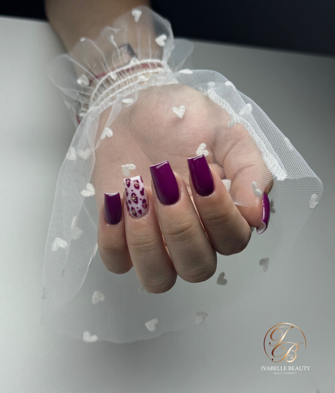 IvaBelle beauty #zagreb Nadogradnja noktiju Ugradnja gelom na šablone - M dužina