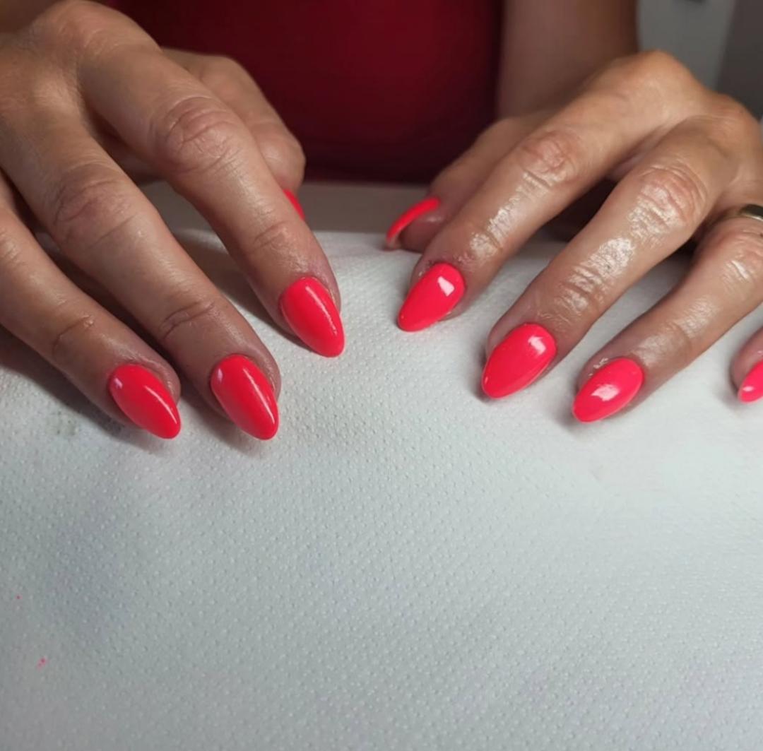 Josea beauty studio #zagreb Ojačavanje noktiju Ojačavanje prirodnih noktiju gelom - S dužina