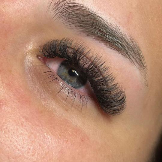 Glow Differently usluga