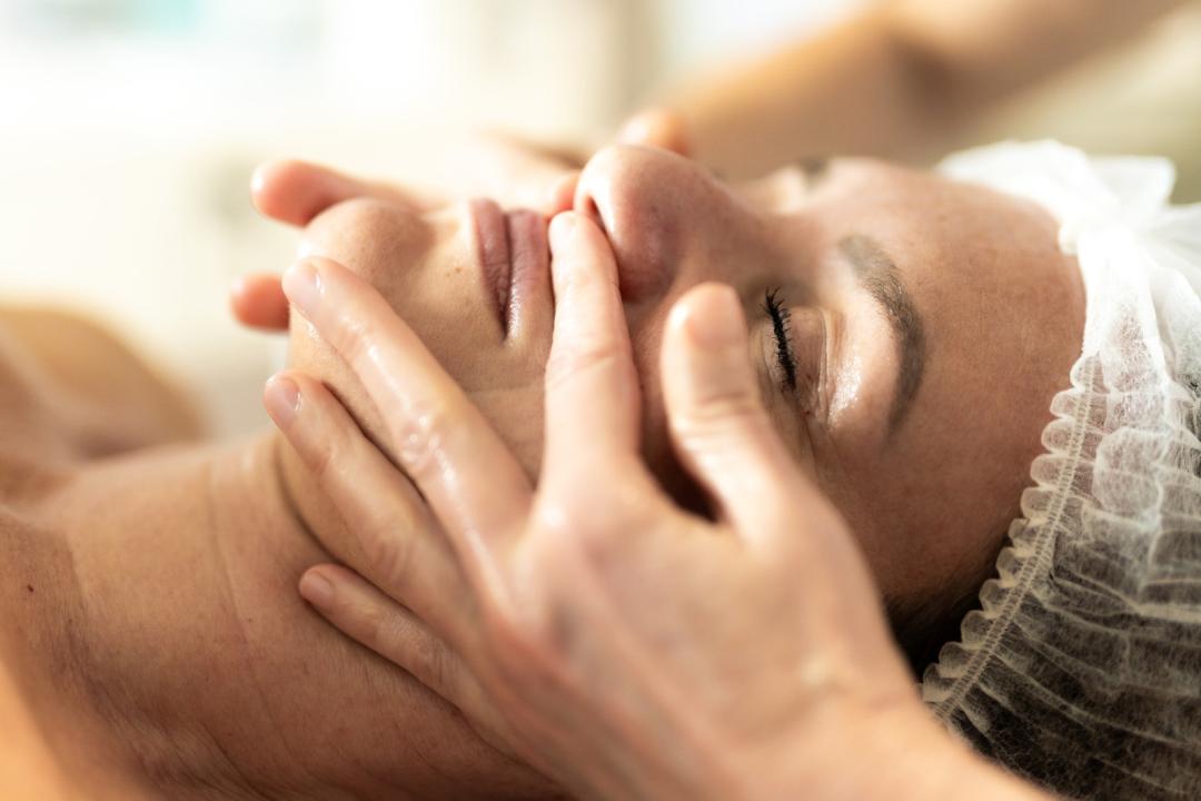 Medicinsko čišćenje lica - Clinic Burow, Split Tretman lica Lice Tretman lica, Split, Centar