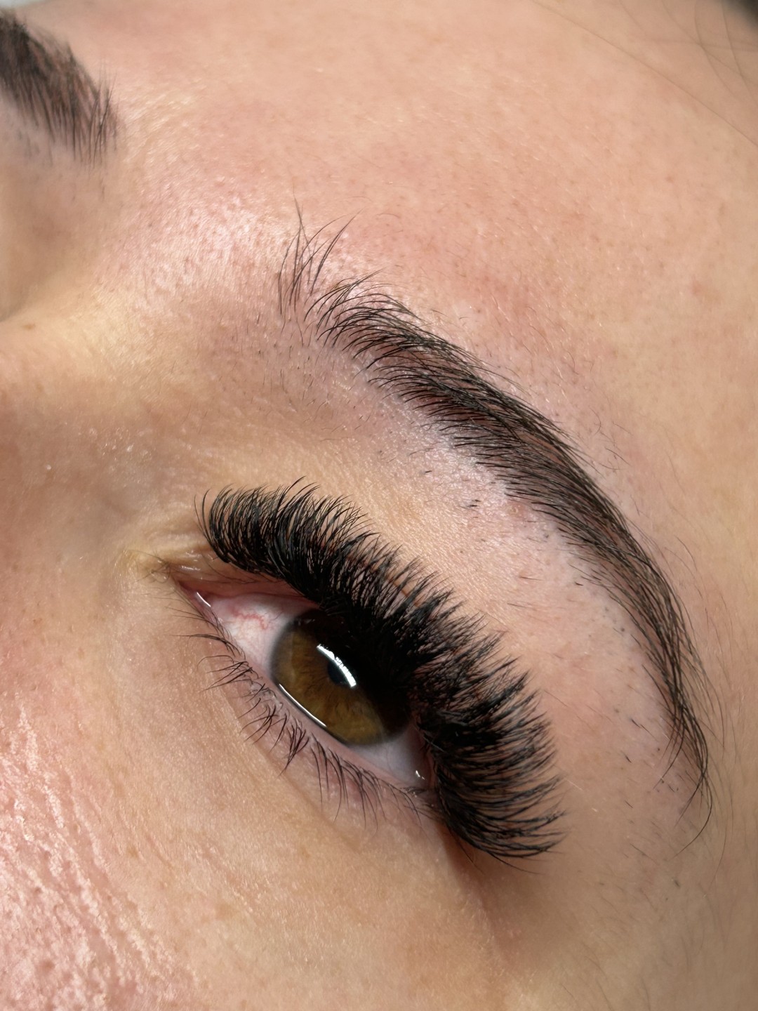 Ugradnja mega volumena - Zen Spot, Zagreb Nadogradnja trepavica Lice Nadogradnja trepavica, Zagreb, Stenjevec