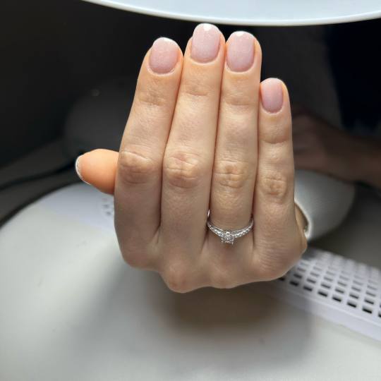 Glow Differently #zagreb Manikura Manikura + trajni lak