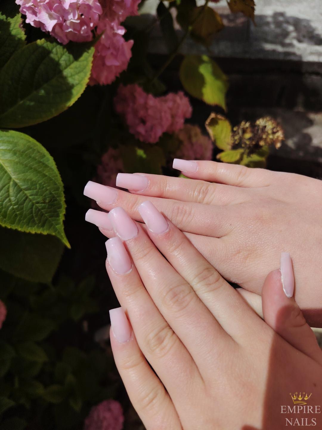 Ugradnja noktiju gelom - M dužina - Empire Nails, Zagreb Nadogradnja noktiju Nokti Nadogradnja noktiju, Zagreb, Donji grad - Centar