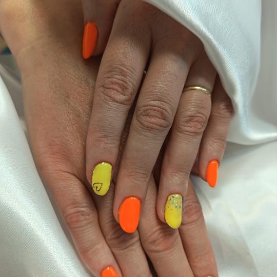 Alum beauty studio usluga