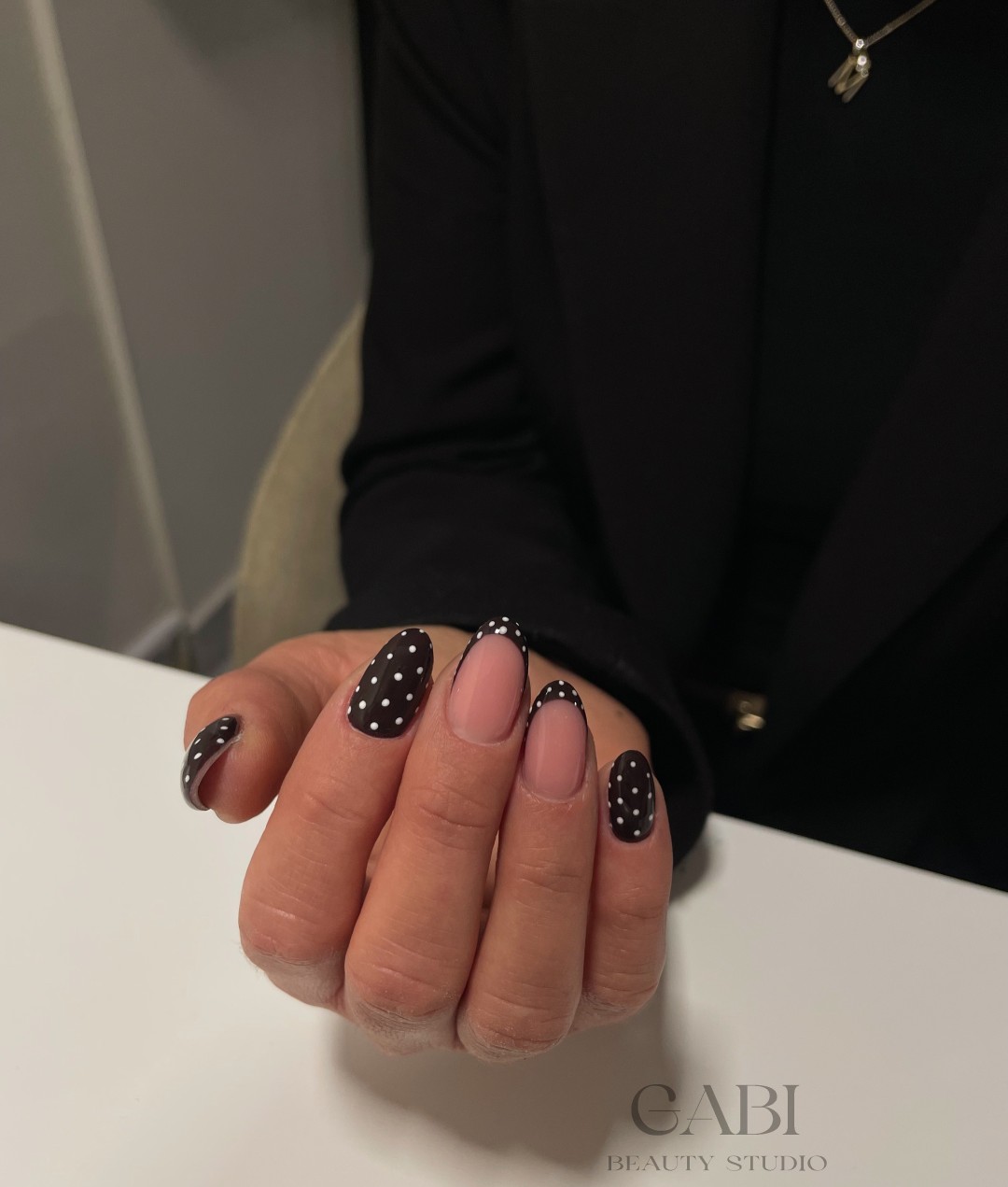 Gabi #zagreb Gel lak Trajni lak s pojačanjem - M dužina