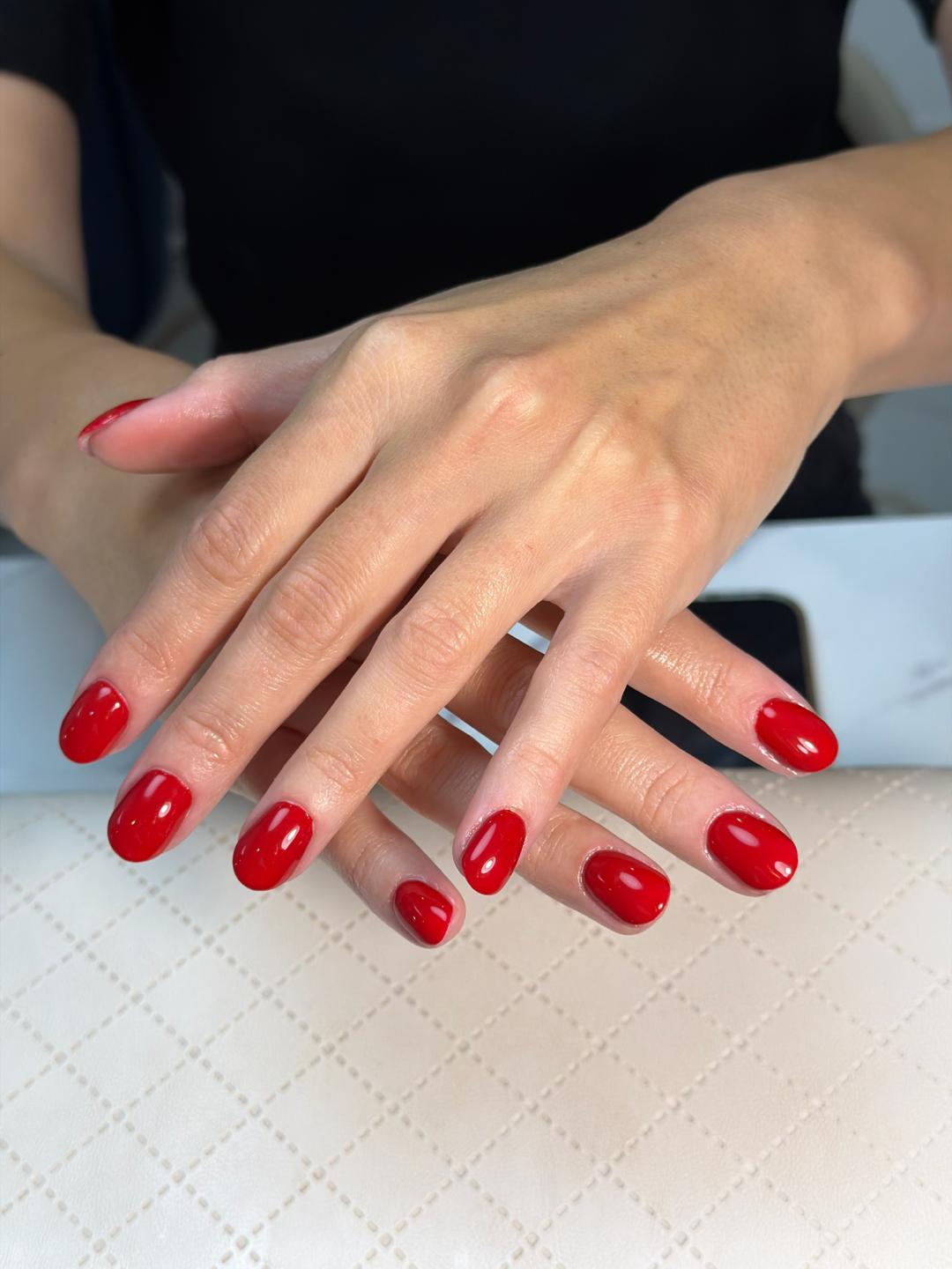 Antonela beauty studio #zagreb Manikura Manikura + gradivni trajni lak