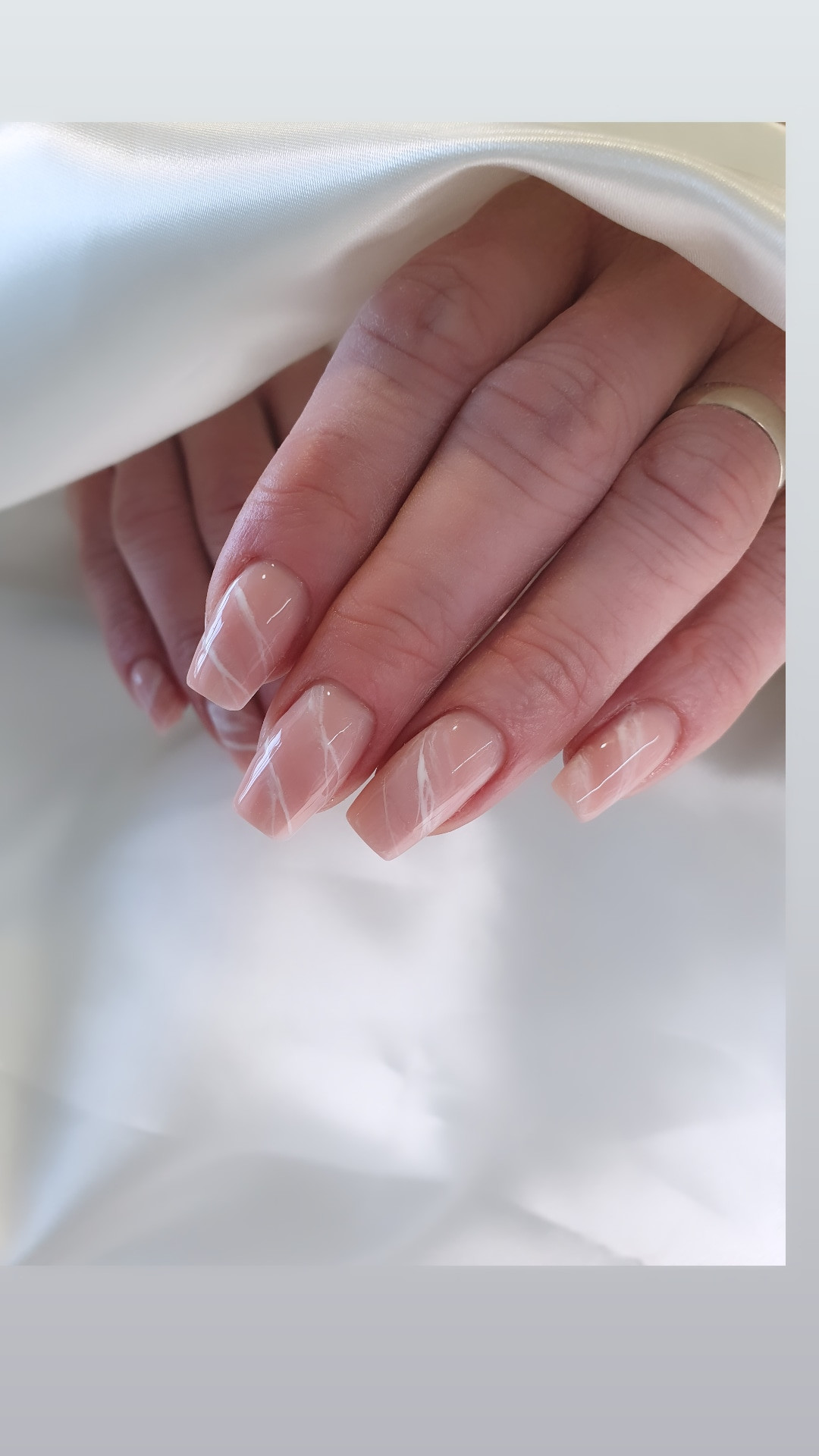 Nail service #zagreb Gel lak Ugradnja noktiju - S dužina