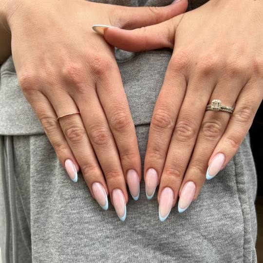 Beauty Centar Miss #zagreb Izlivanje noktiju Izlivanje noktiju gelom - L dužina