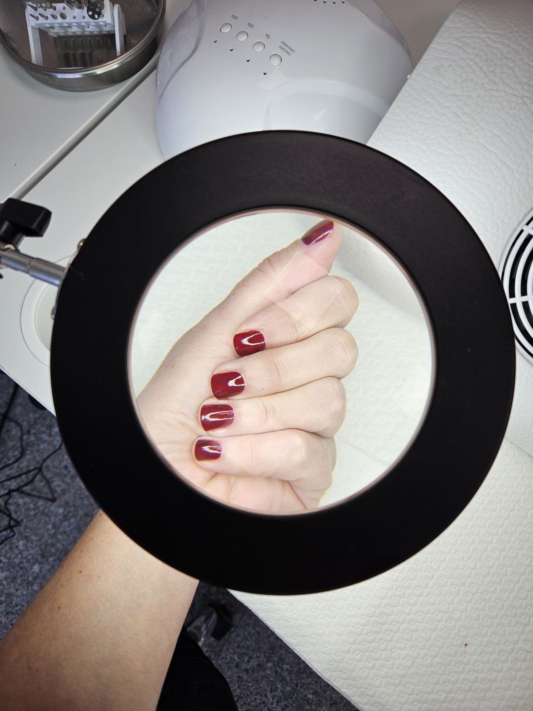 Anahata Beauty & Balance studio #zagreb Manikura Manikura + lakiranje noktiju