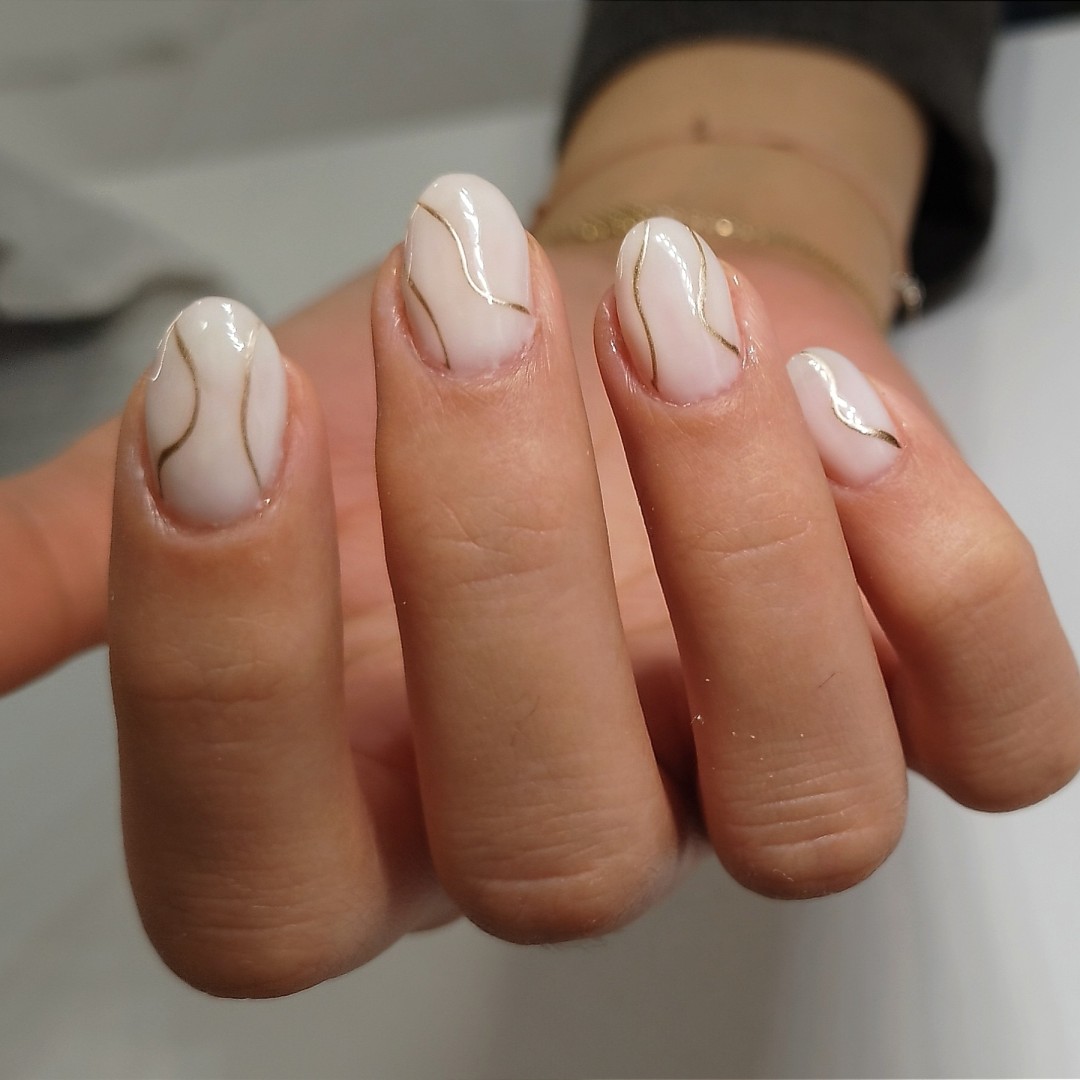 Mbeauty #zagreb Nadogradnja noktiju Ugradnja noktiju - S dužina