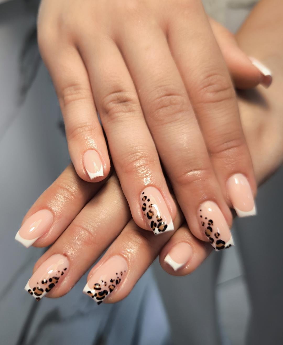 Beauty Studio AnnMarie #zagreb Nadogradnja noktiju Ugradnja noktiju gelom - M dužina