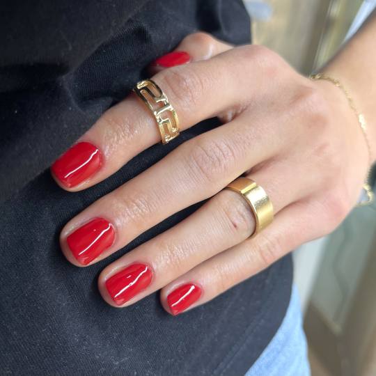 Mia’s Beautique #zagreb Manikura Manikura + lakiranje noktiju