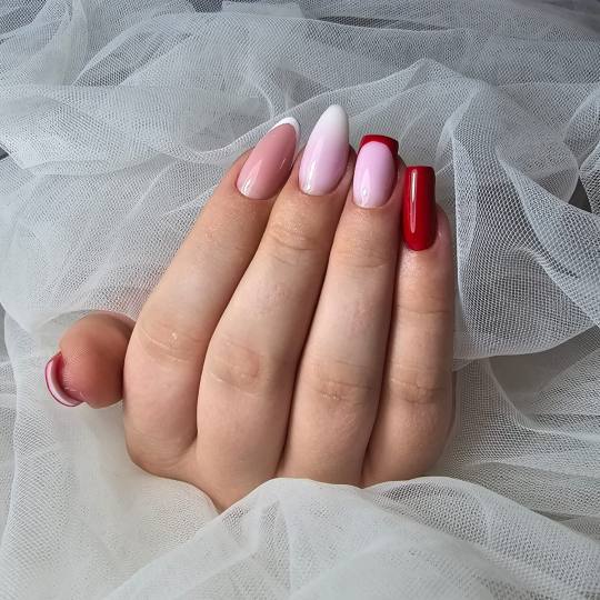 Gelaxy x Motus #zagreb Nadogradnja noktiju Ugradnja noktiju