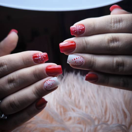 Beauty studio Maja #zagreb Nadogradnja noktiju Korekcija ugradnje noktiju - M dužina