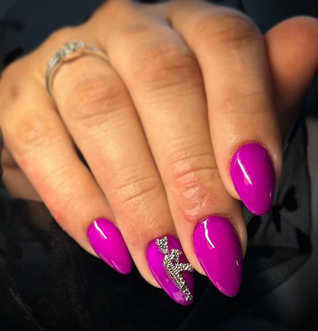 Femme Fatale #zagreb Korekcija noktiju Korekcija noktiju - S dužina