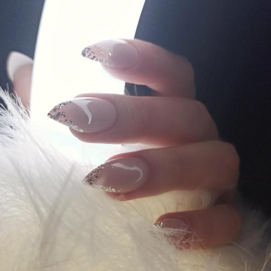 Volturi Beauty #zagreb Nadogradnja noktiju Ugradnja noktiju-ekstenzije