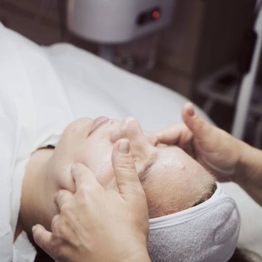 Skinergy #zagreb Masaža lica Masaža lica - dodatak uz tretman