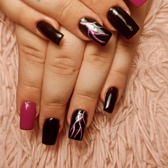 Nails & Beauty Studio Mánu #zagreb