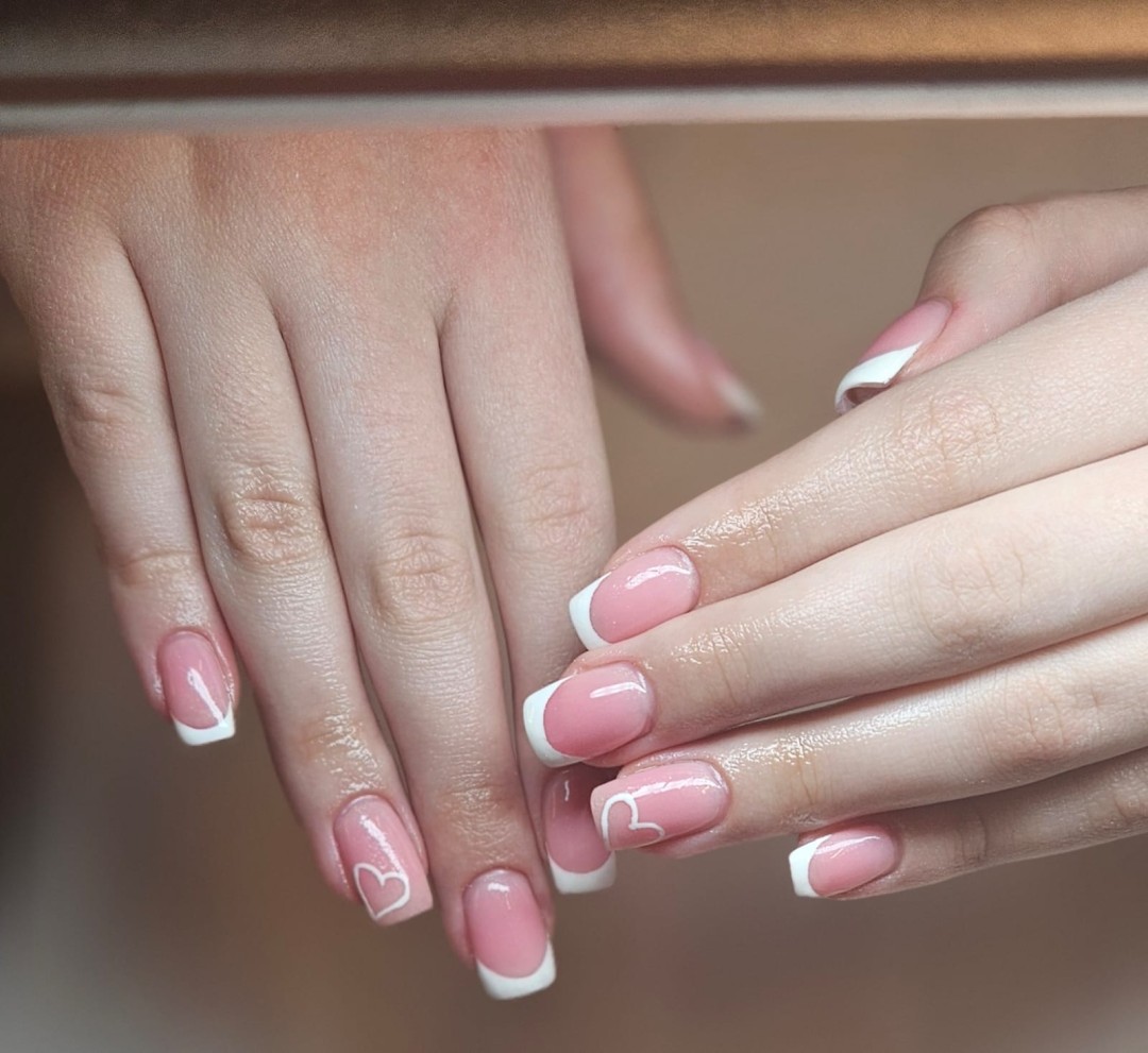 Luna Beauty studio #zagreb Manikura Nadopuna gelom+french