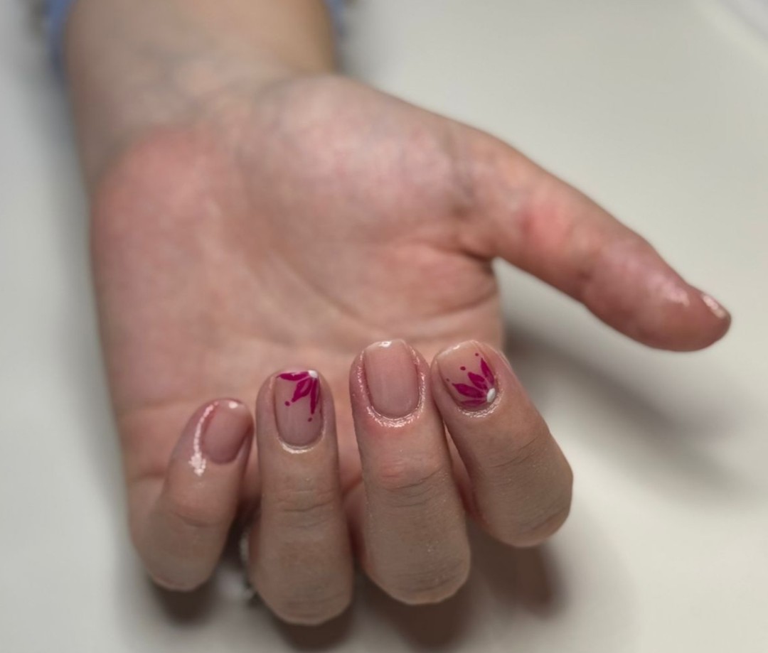 Beauty centar Marilyn #velika-gorica Gel lak Pojačani trajni lak - ruke M