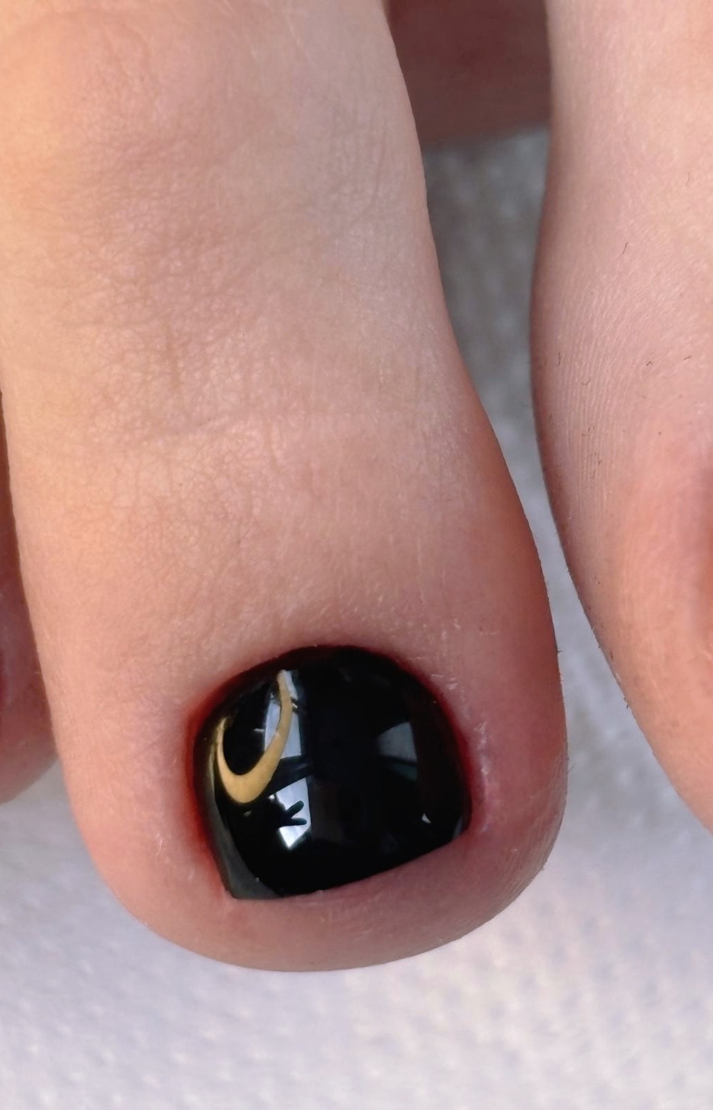 Manikult #zagreb Estetska pedikura Estetska pedikura + trajni lak / običan lak