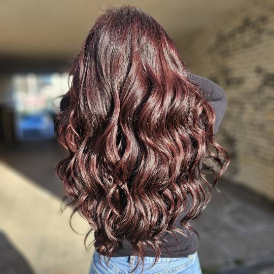 Mary 2M #zagreb Bojanje kose Bojanje izrasta - 50 ml boje Bojanje cijele dužine te izrada valova na