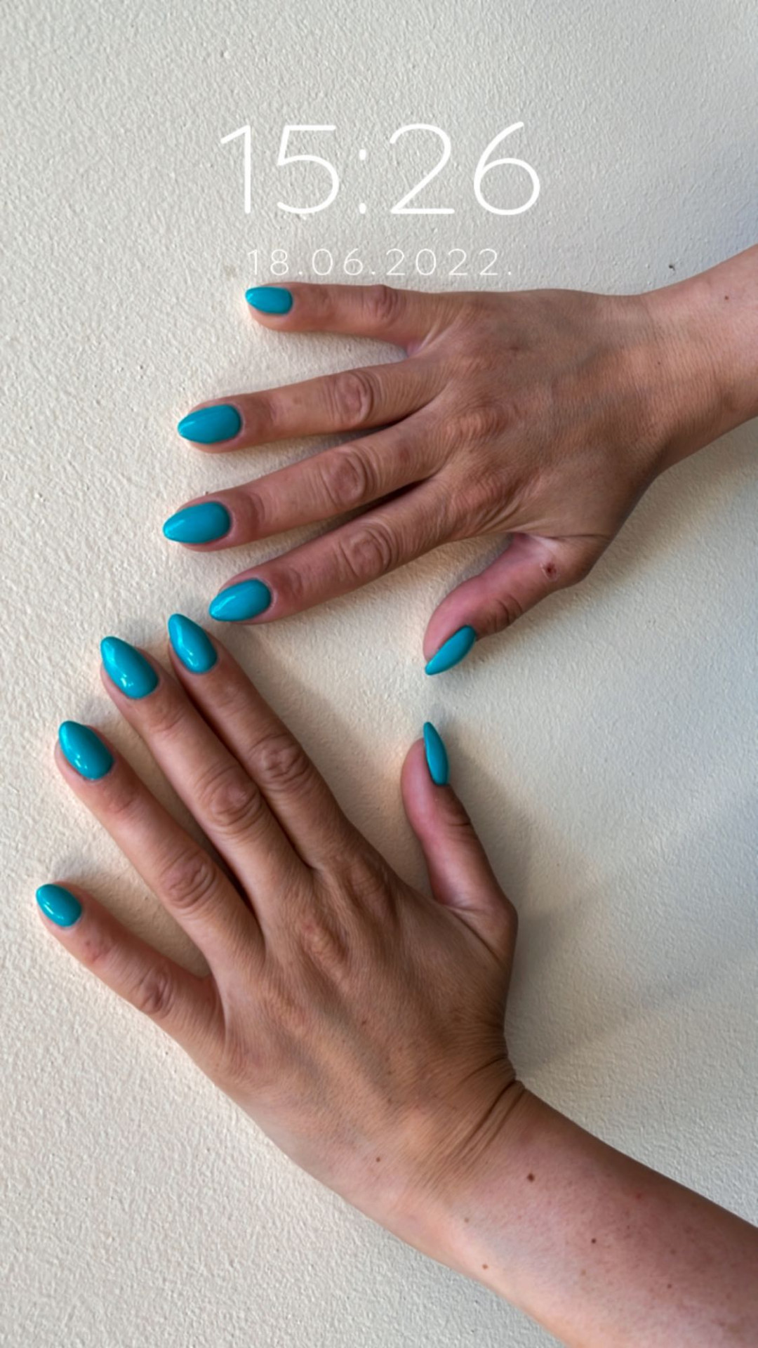 Vision of You 2.0 #zagreb Izlivanje noktiju Njega nogu: lakiranje noktiju s estetskom manikurom