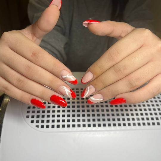 Glow Differently #zagreb Nadogradnja noktiju Ugradnja noktiju - M dužina