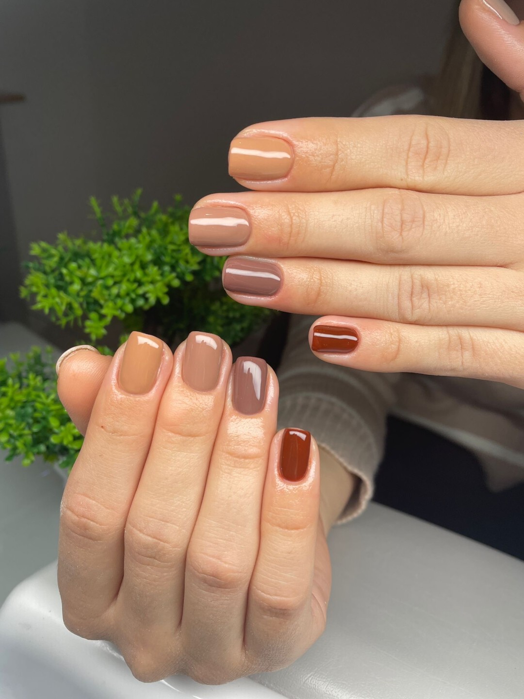 Gel lak - S dužina - Glow&Go, Zagreb Gel lak Nokti Gel lak, Zagreb, Stenjevec