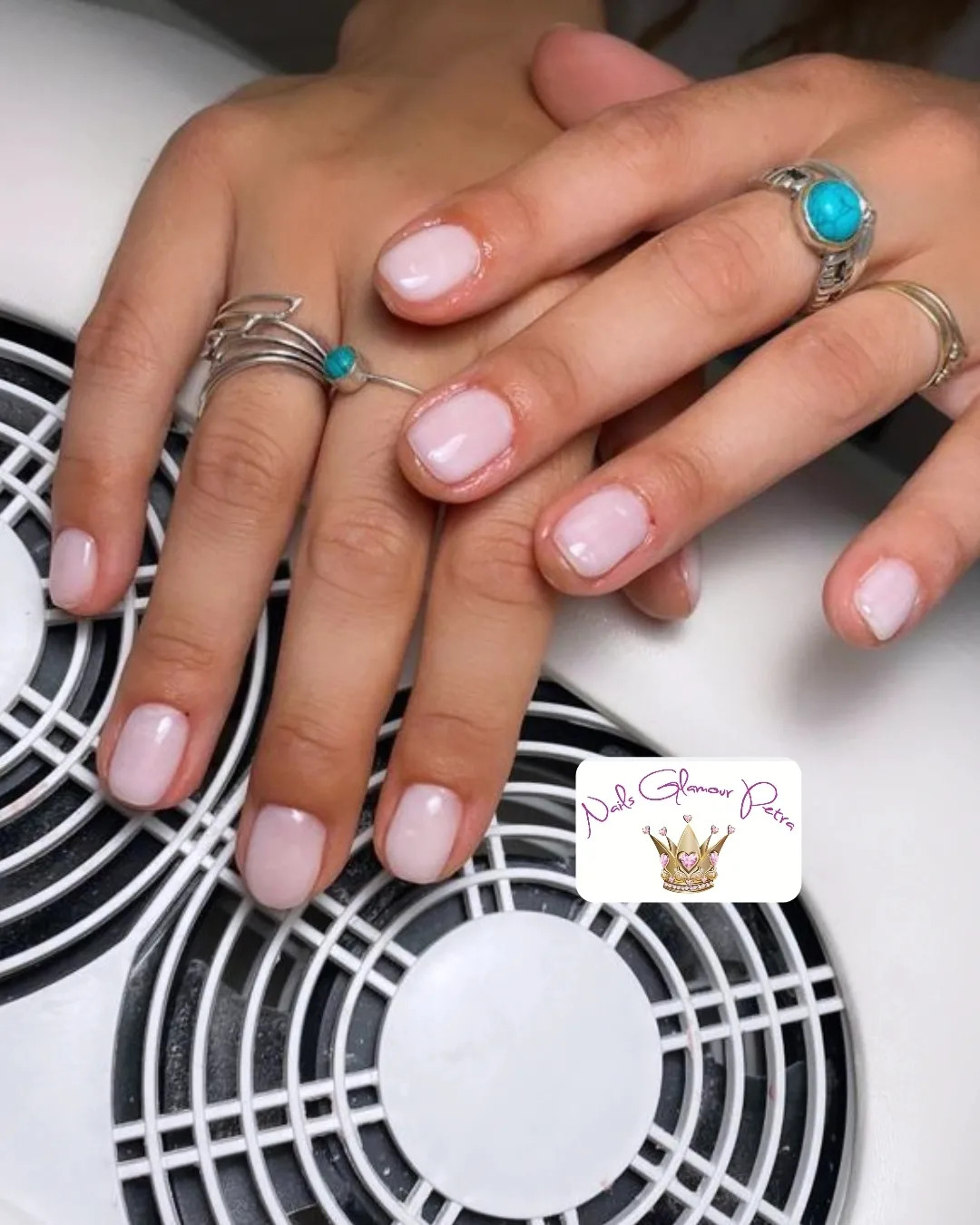 Nails & Beauty Studio Mánu, Zagreb LookBook