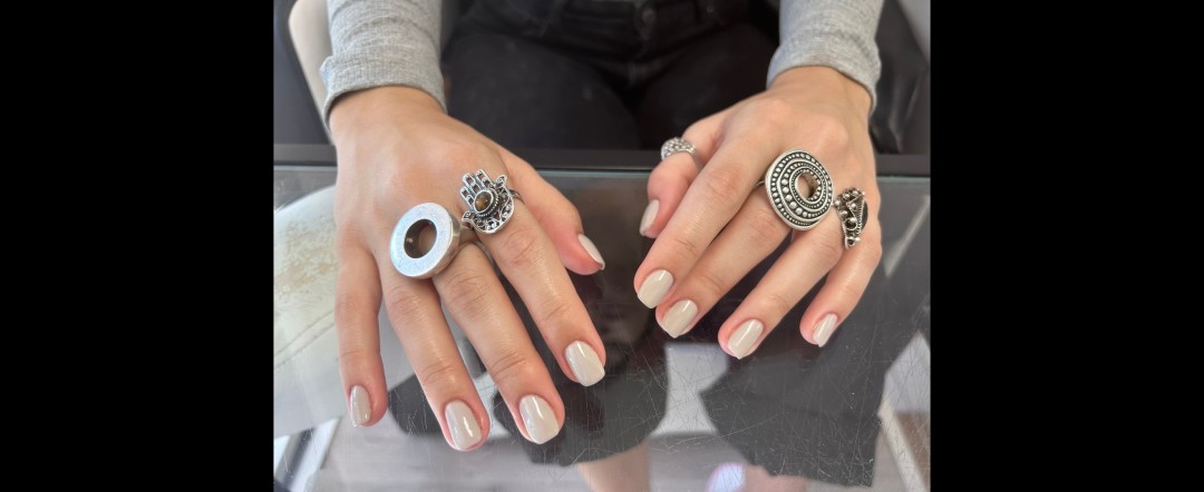 Cosmoderm & Centar Estetica #zagreb Gel lak Geliranje prirodnih noktiju S dužina