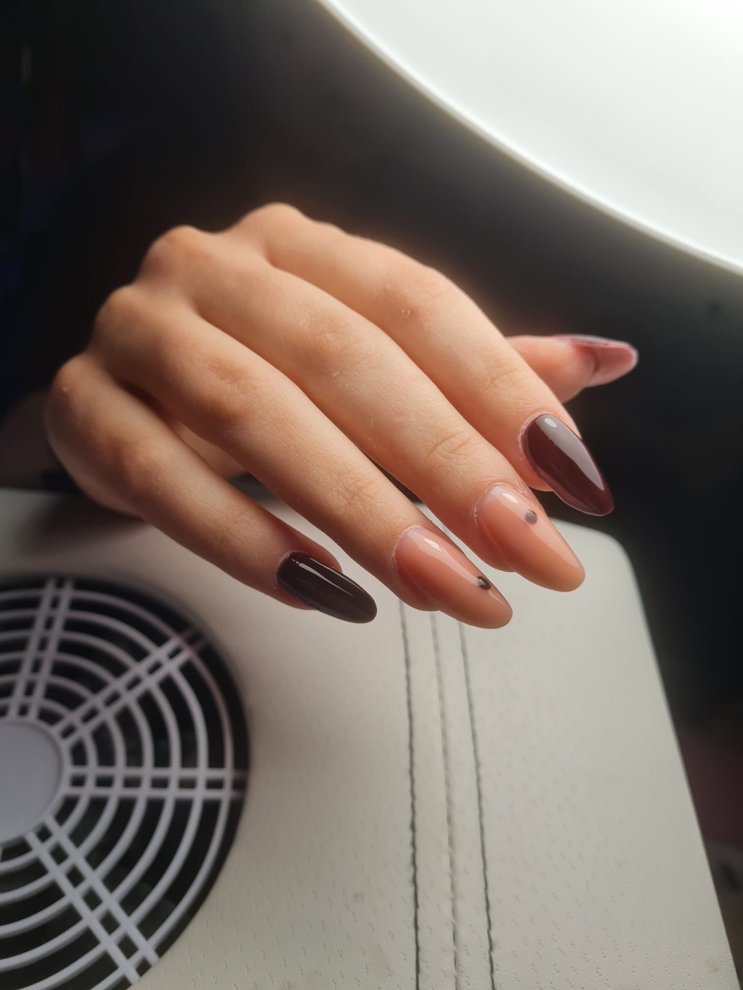 Ugradnja gela - L dužina - Epic Hair Design, Zagreb Gel lak Nokti Gel lak, Zagreb, Črnomerec