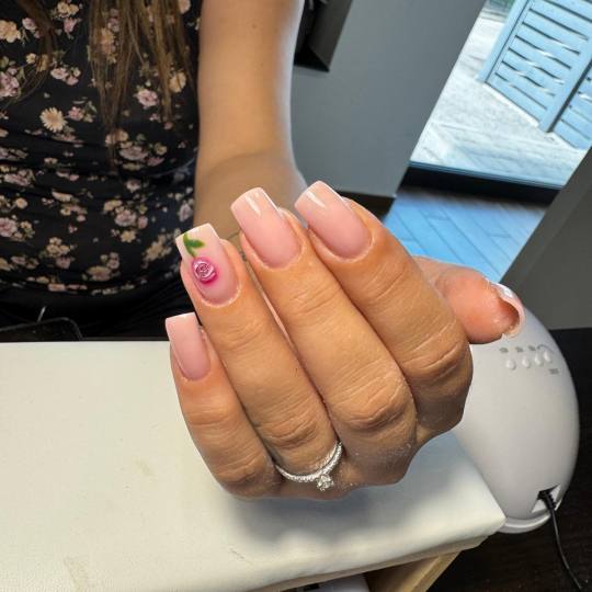 Beauty & Bliss #zagreb Korekcija noktiju Korekcija noktiju gelom vel S