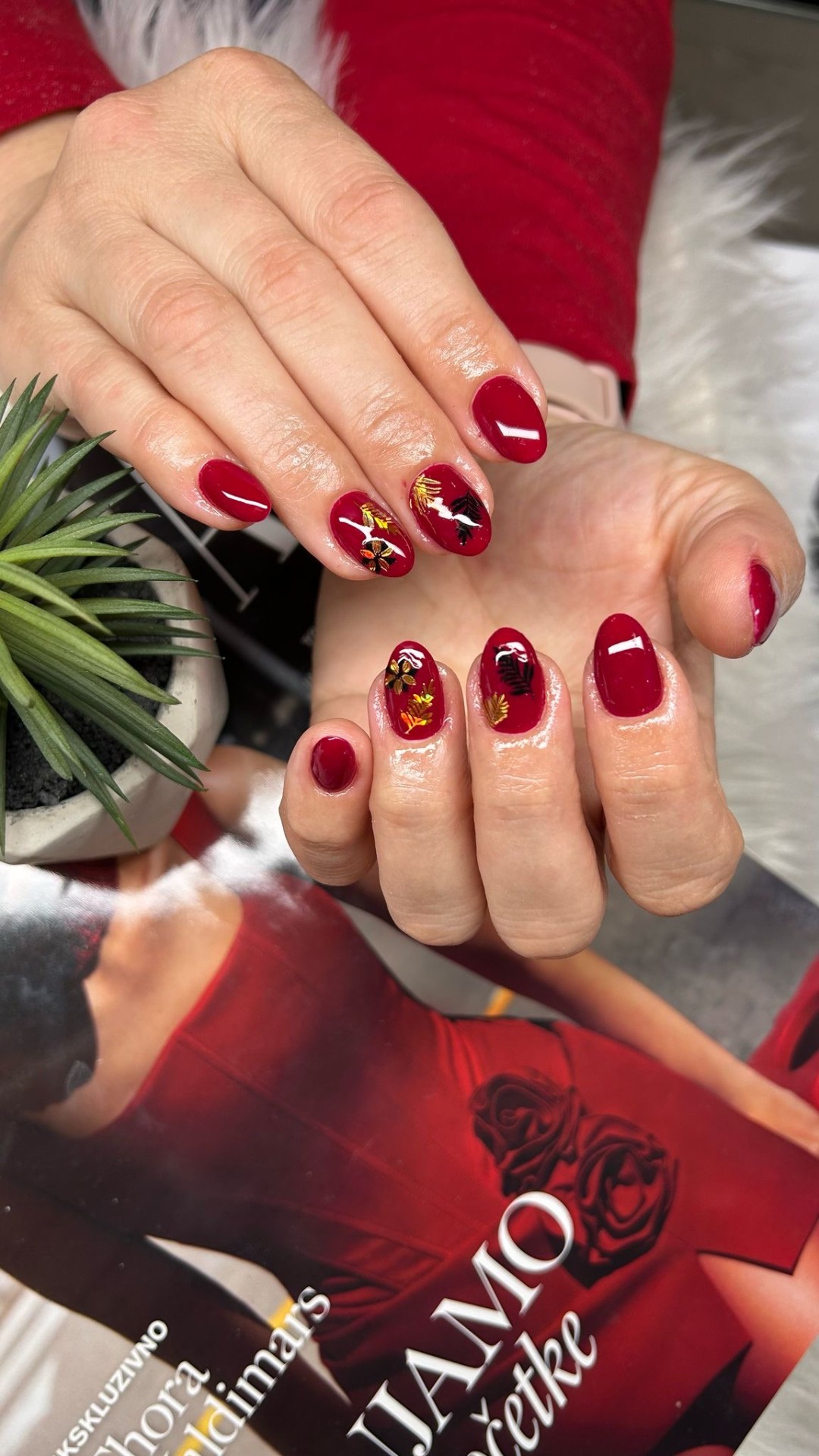 Gel ugradnja noktiju M dužina - Beauty Studio Amina, Zagreb Gel lak Nokti Gel lak, Zagreb, Gornja Dubrava