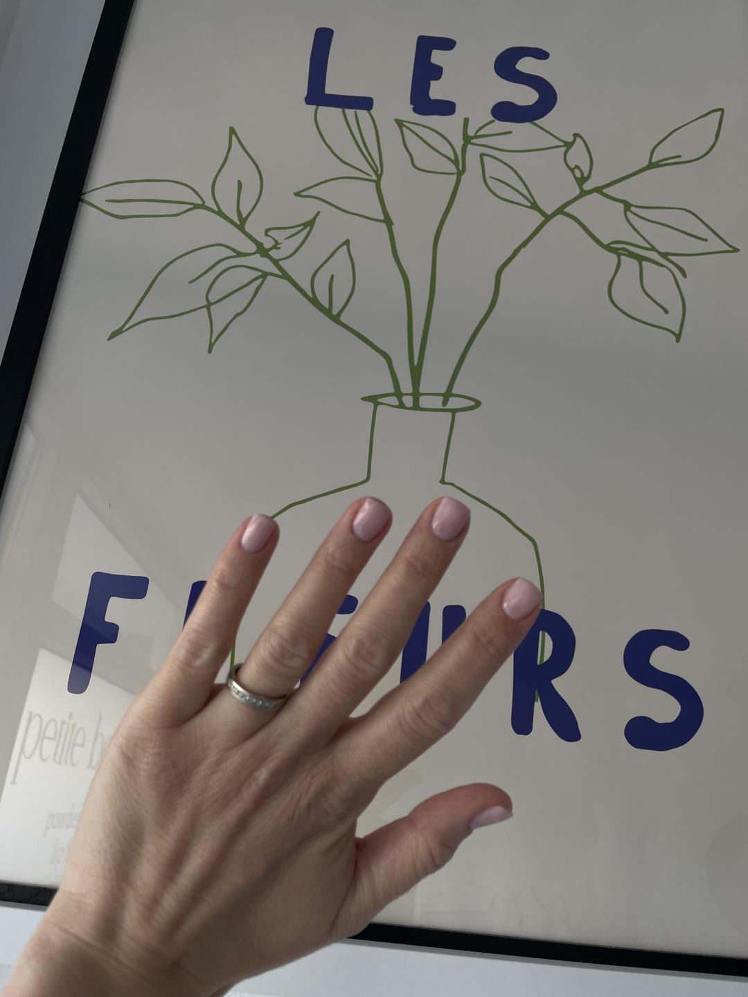 Petite beauté #zagreb Manikura Manikura + OPI trajni lak