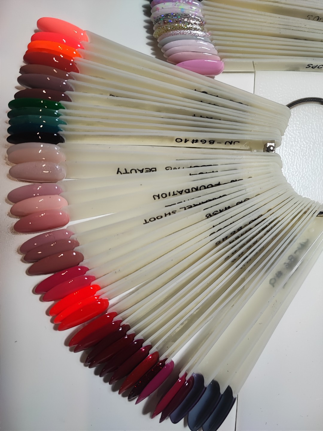 Glow Differently, Zagreb LookBook